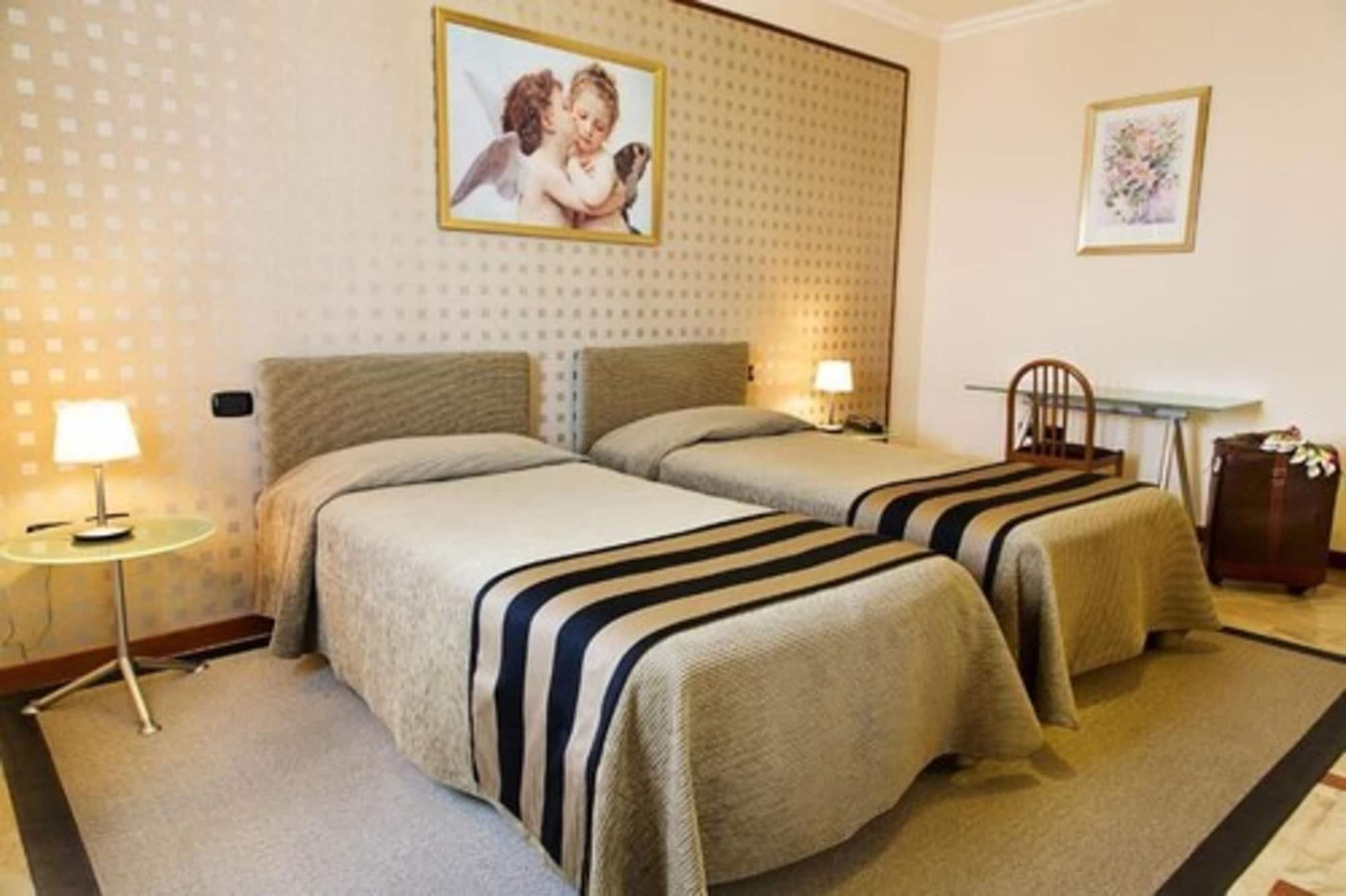 Hotel Palace 2000 포메지아 외부 사진