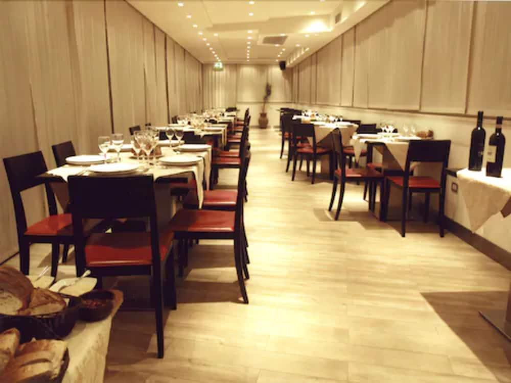 Hotel Palace 2000 포메지아 외부 사진